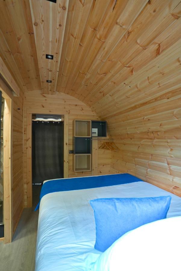 Camping Les Pres Du Roi Sommières Екстериор снимка