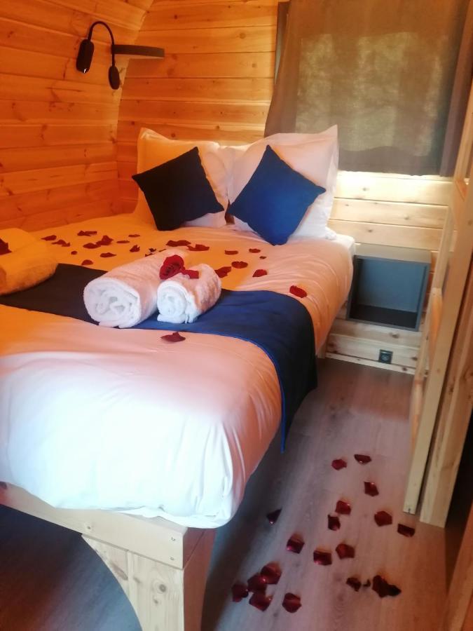 Camping Les Pres Du Roi Sommières Екстериор снимка